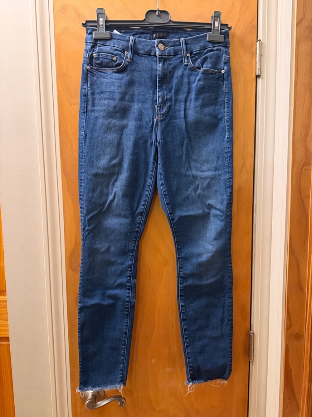 MOTHER Skinny Jeans in Medium Blue Denim